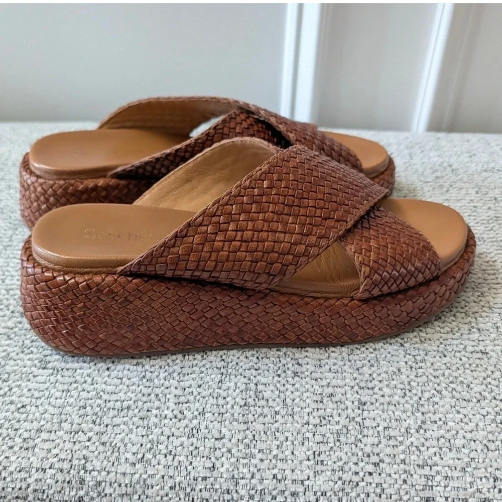Seychelles woven leather